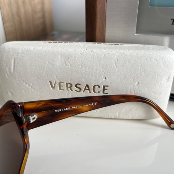 Versace VE 4129B Sunglasses - Picture 2 of 5